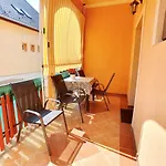 Appartamento Kati - Biro Tours Nr 13 *